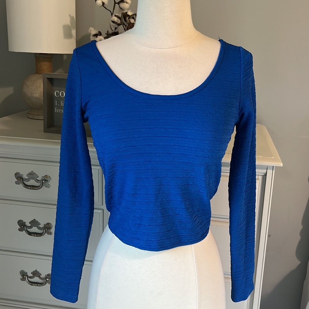 Material Girls Top Royal Blue Crop Womens XS Long Sleeve